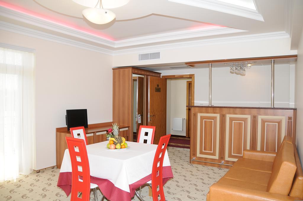 River Side Hotel Mingeçevir Oda fotoğraf